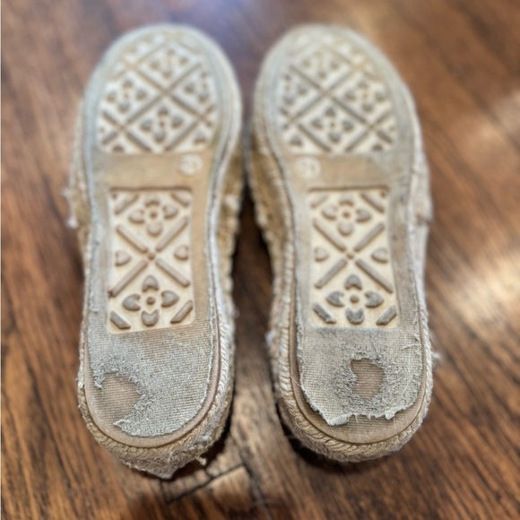 Jack Rogers Cream and Tan Espadrilles Flower Palmer Canvas Size 6.5 - Picture 6 of 9